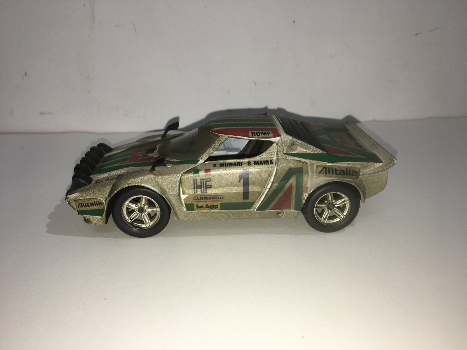 Auto, Automobilismo E Gran Premio: Ferrari E Macchinine Da Collezione In Miniatura