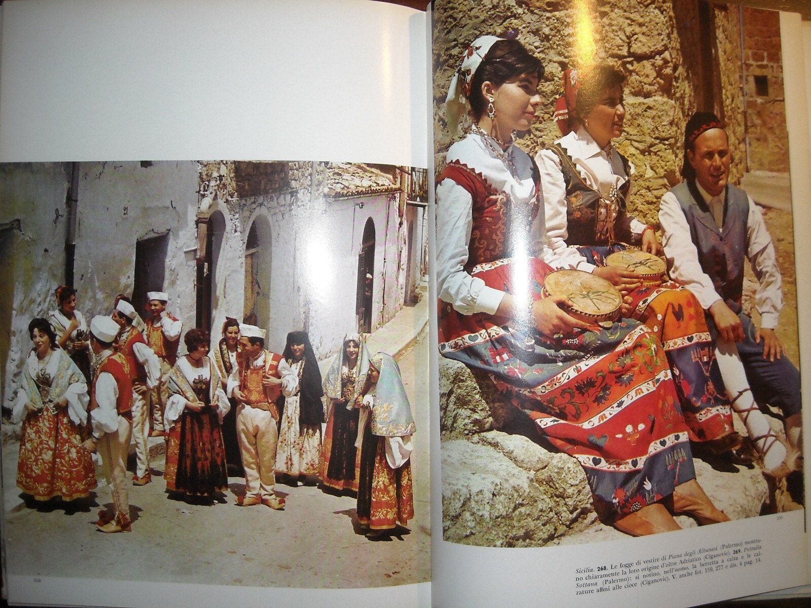 Paolo Toschi Il Folklore: Tradizioni, Vita E Arti Popolari