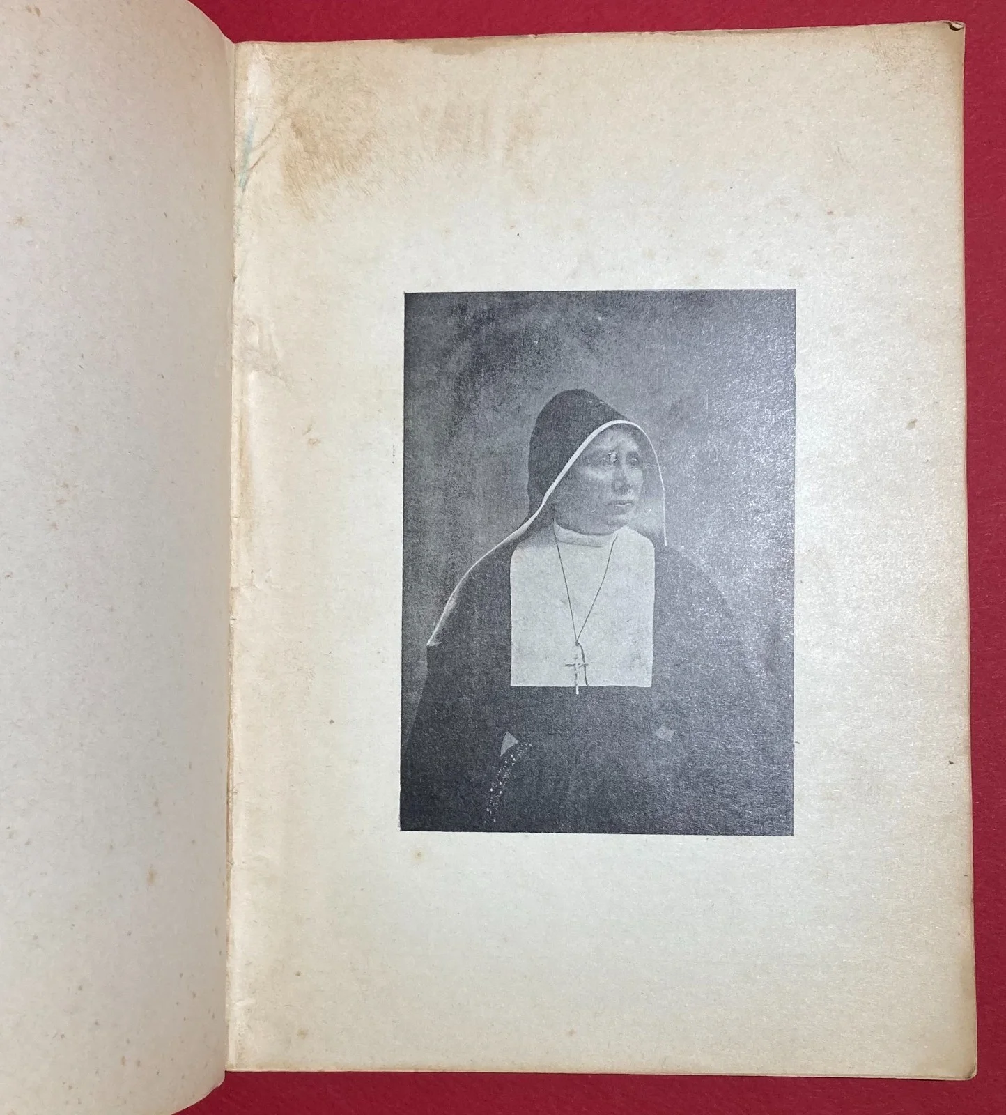 Sul Tricolle dell'Irpinia: Suor Giuseppina Arcucci, 1959, foto 9 di 14