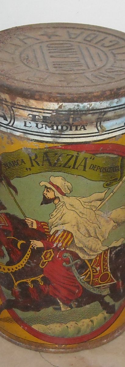 Raro Antico Barattolo In Latta, Insetticida Razzia, Neumann, Fiume, Milano, Araldica immagine 1
